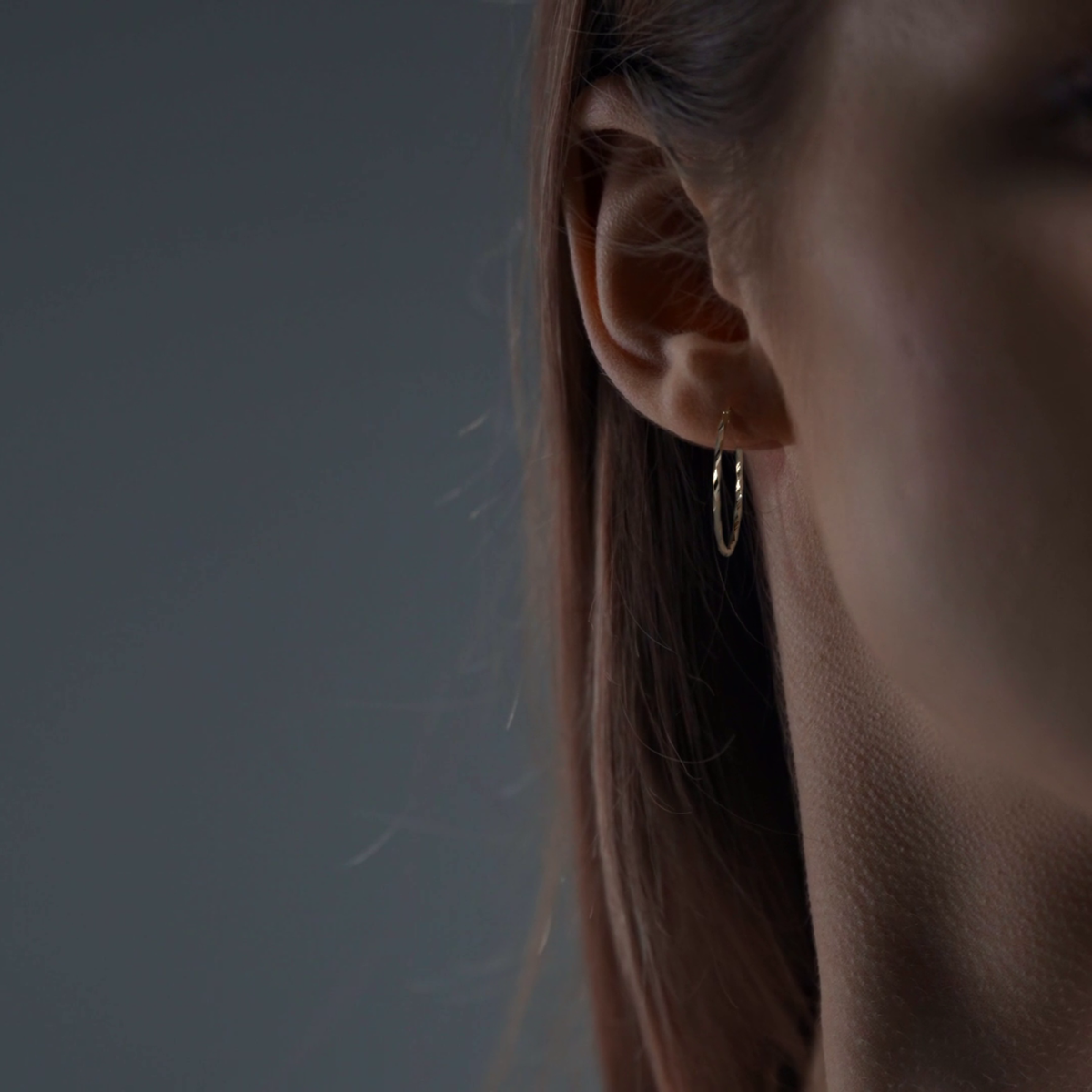Arete Arracada De Oro De 10k Diamantada Estilo Torsal
