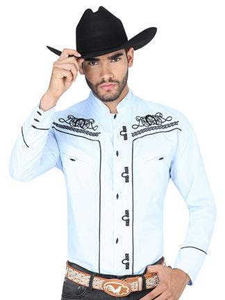 Camisa Vaquera de Hombre El Señor de los Cielos SC18-06 Bordada Charro en 65% Poliéster 35% Algodón Color Azul Claro 123906