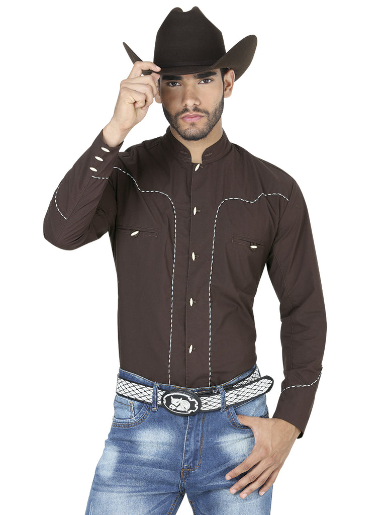 Camisa Vaquera de Hombre El Señor de los Cielos SC18-11 Bordada Charro en 65% Poliéster 35% Algodón Color Café 123920