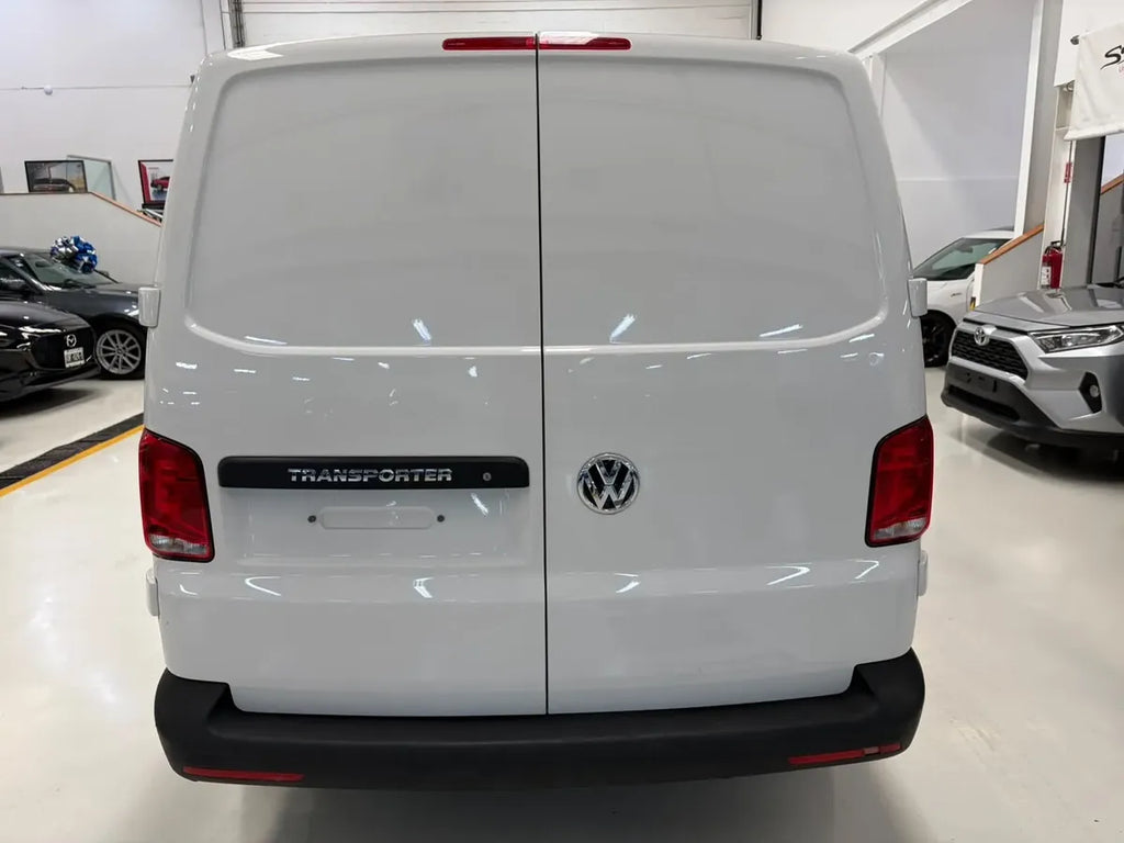 Volkswagen Transporter 5p Cargo L4/2.0/TDI Man A/A C/Amortiguación