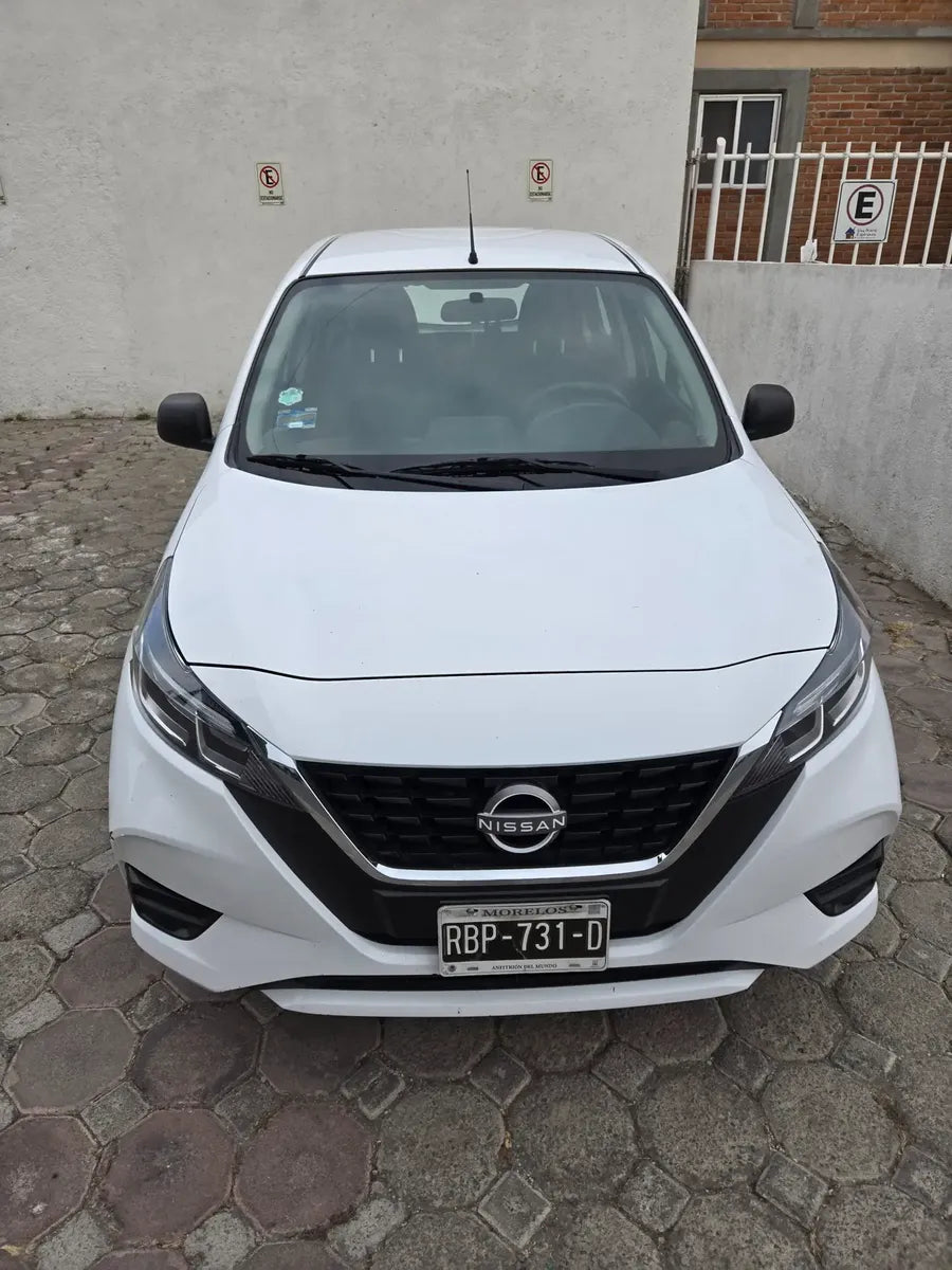 Nissan March 1.6 Sense At