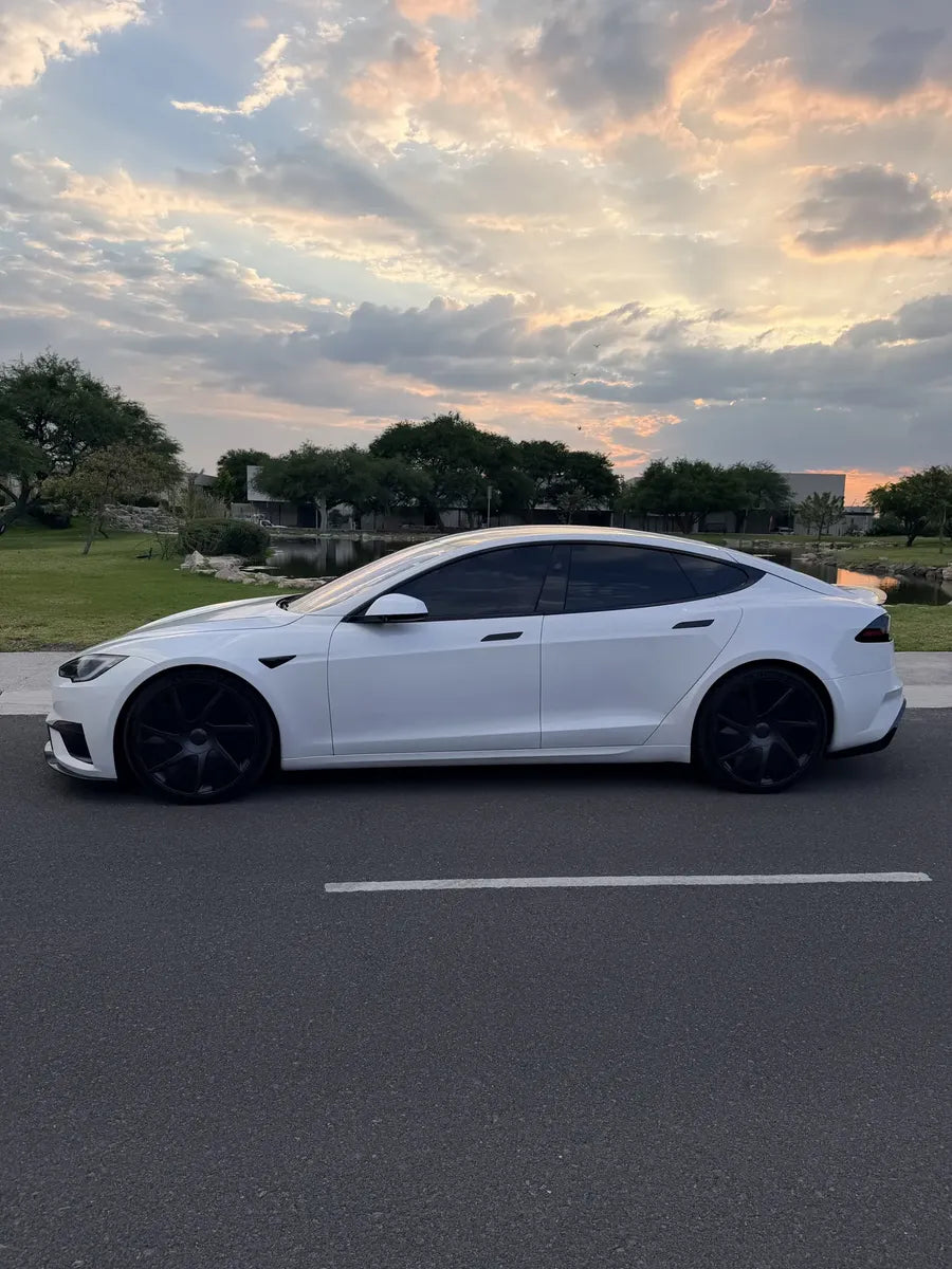 Tesla Model S Plaid 2026