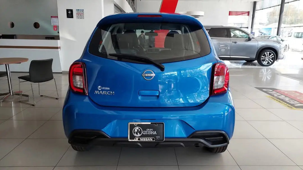 Nissan March 1.6 Advance Mt