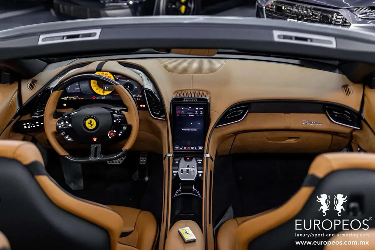 Ferrari Roma Spider 2025