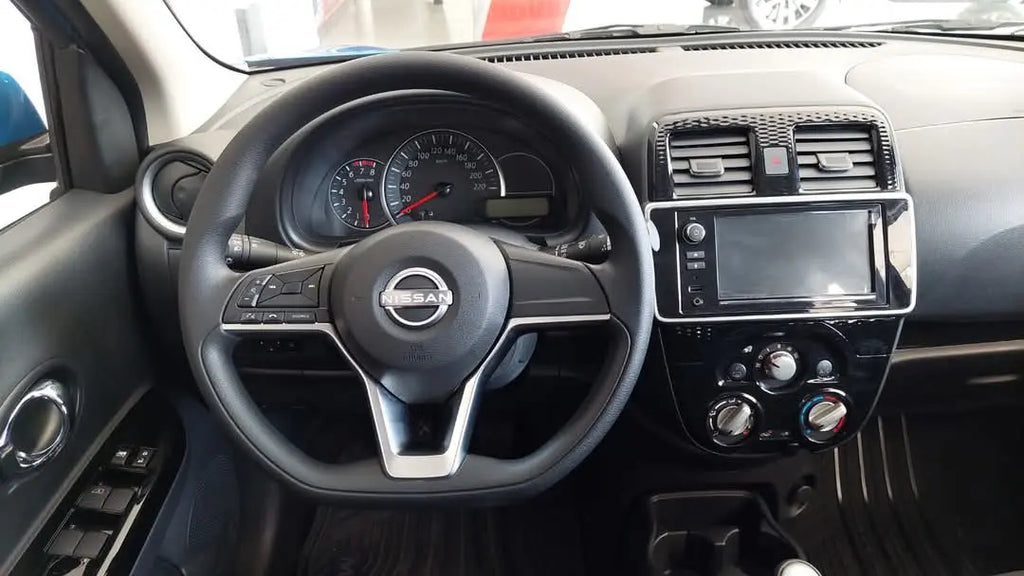 Nissan March 1.6 Advance Mt