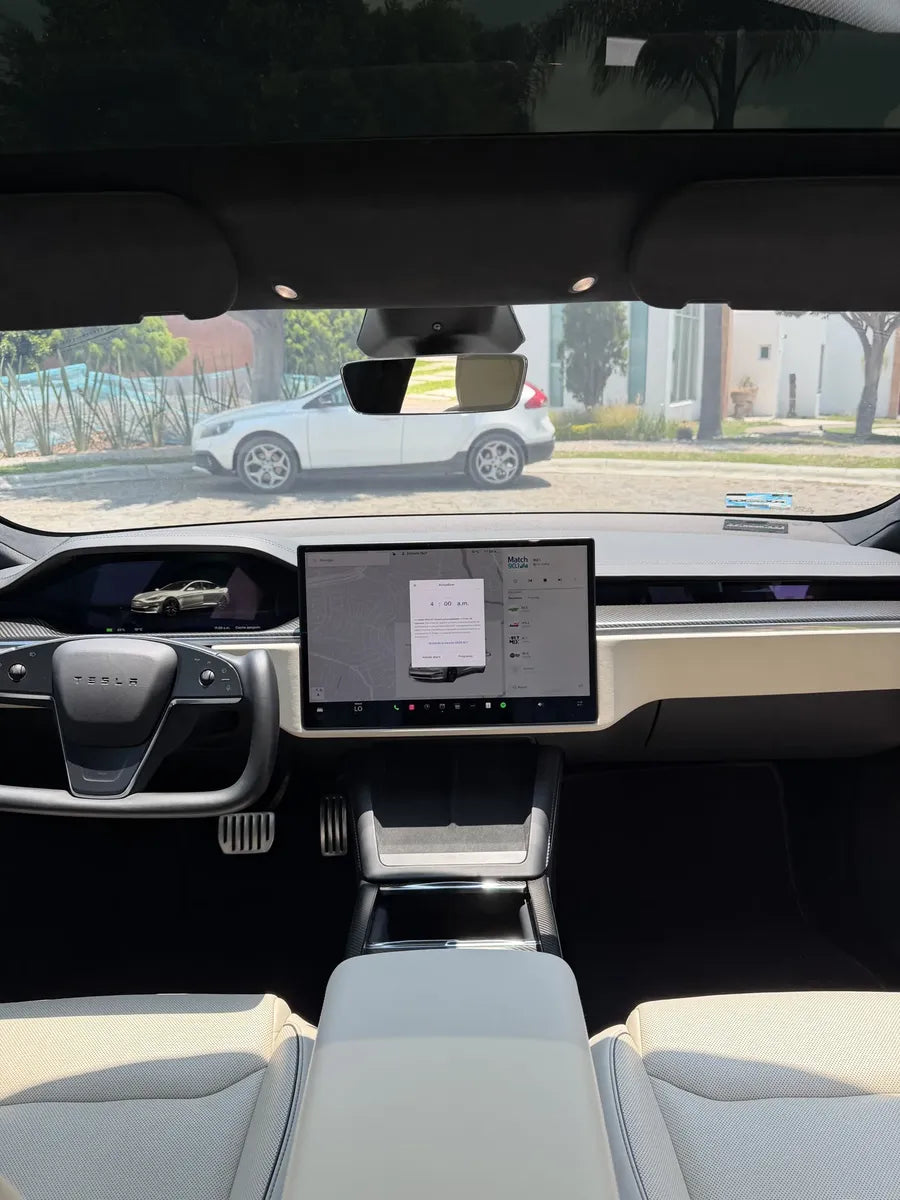 Tesla S Plaid