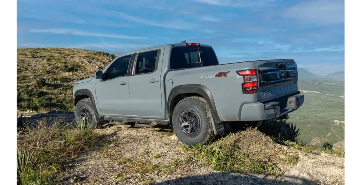 Nissan Frontier 3.8 V6 Pro-4X 4Wd At