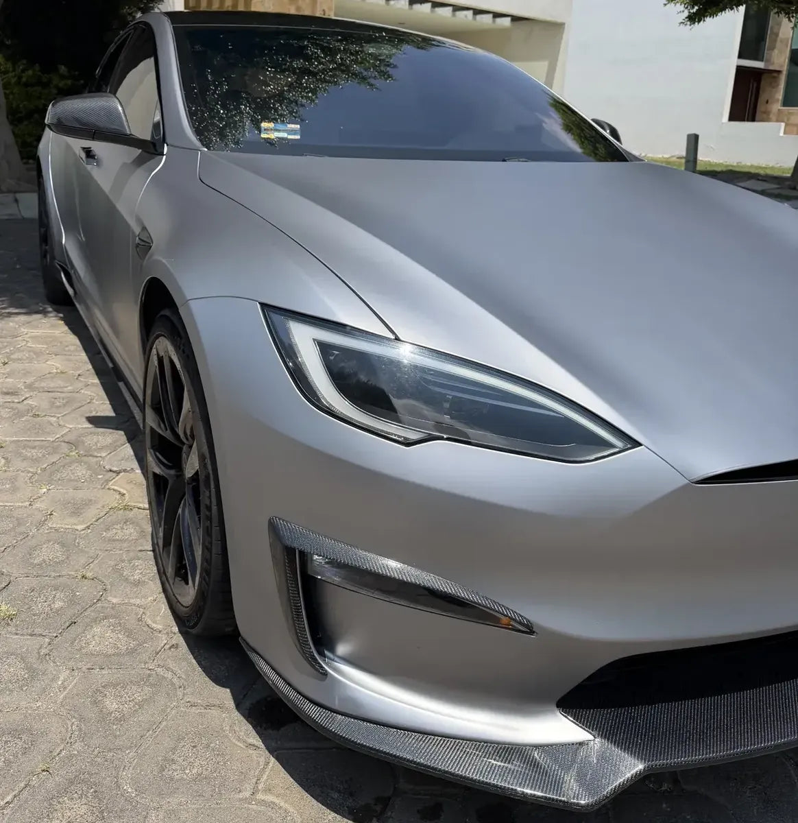 Tesla S Plaid