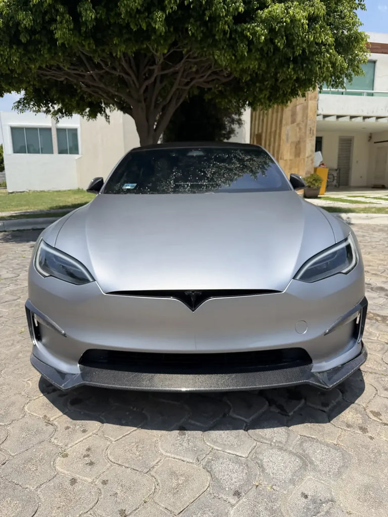 Tesla S Plaid