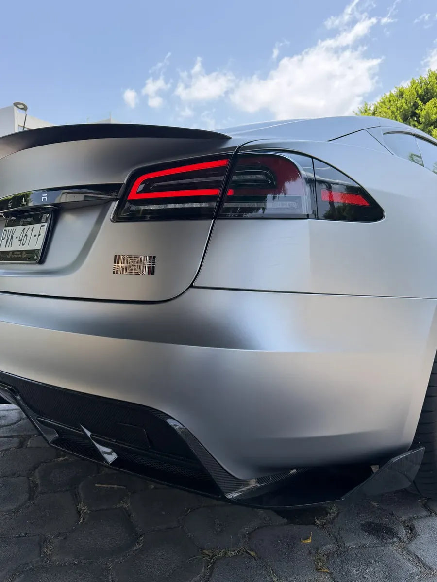 Tesla S Plaid