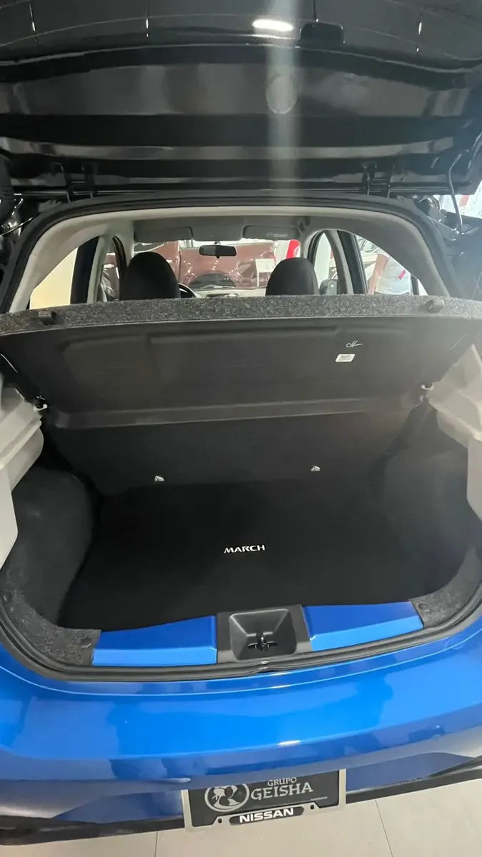 Nissan March 1.6 Advance Mt