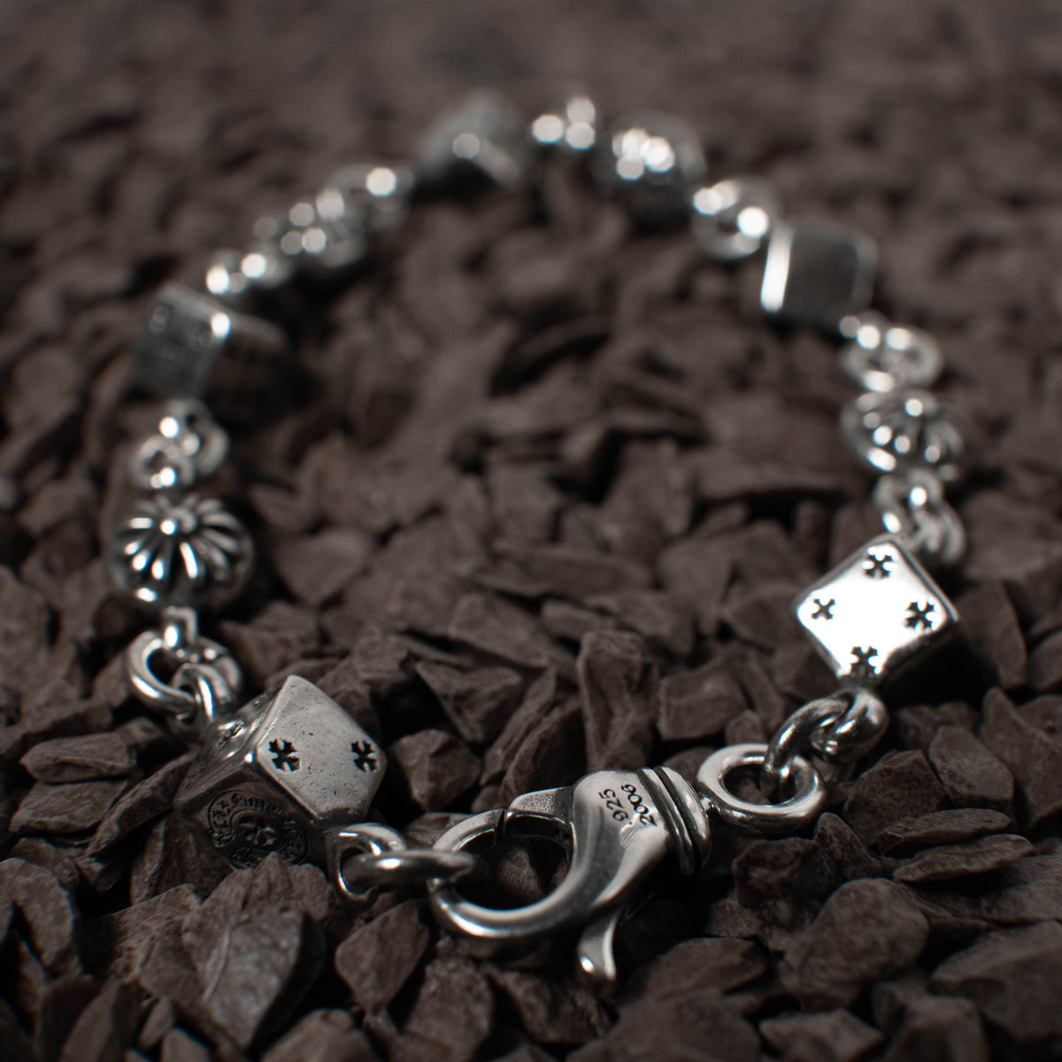 Brazalete Chrome Hearts Charms