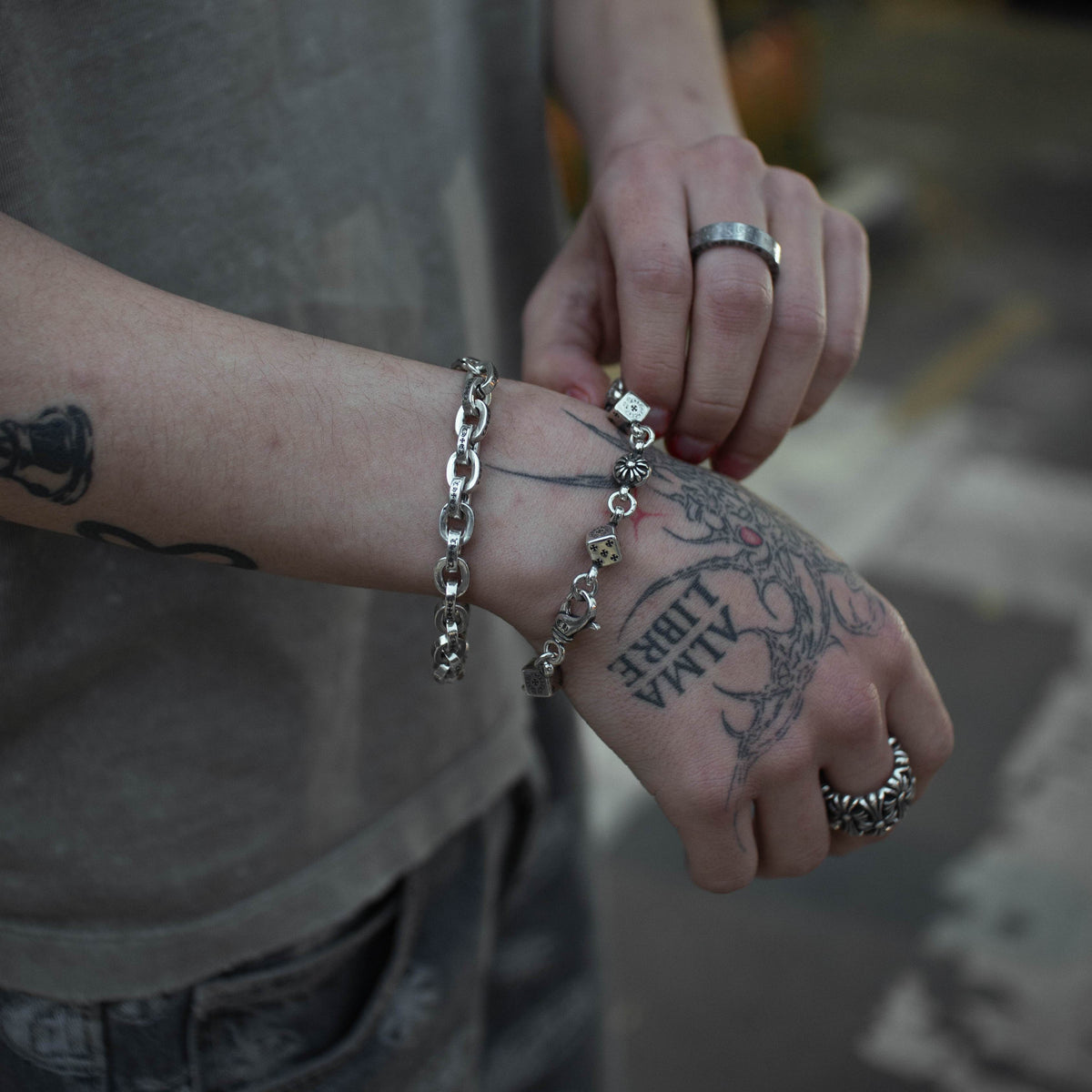 Brazalete Chrome Hearts Charms