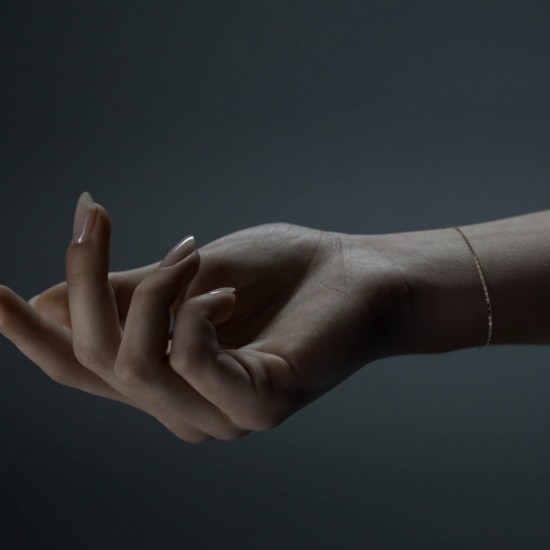 Pulsera de Oro 10K Estilo Italiano Valentino | Brazalete Delicado en Oro Amarillo o Tricolor