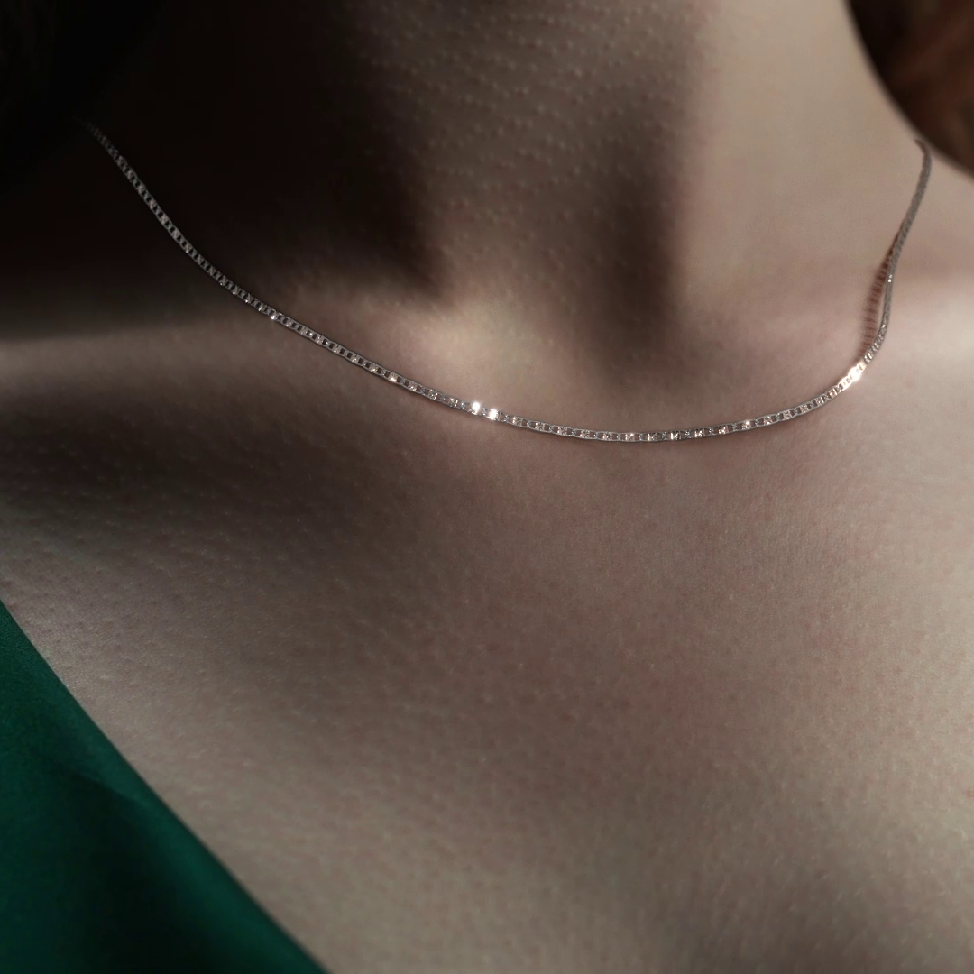 Cadena de Oro 10K Valentino 55cm | Collar de Oro Italiano 2.3mm con Broche de Argolla | Joyería Fina