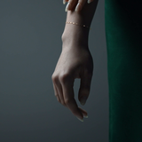 Esclava de Oro 10K Estilo Fígaro Serpentina Italiano | Pulsera Delicada de Joyería Fina
