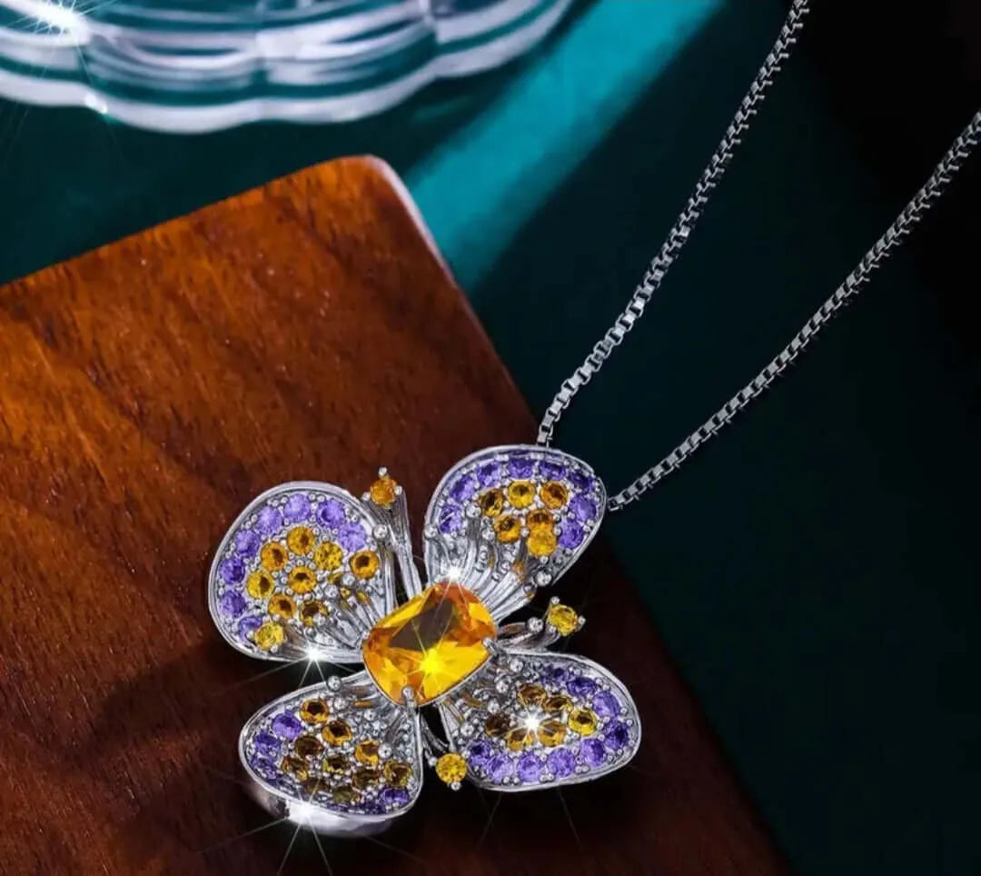 Collar Colgante Flor Valiente Circonita Cubica Morado y Amarillo Calenbi