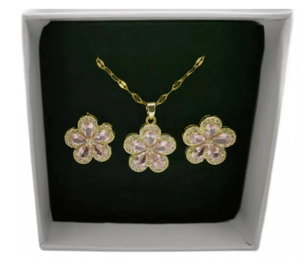 Collar y Aretes Acero Titanio Circonita Cubica Rosa Flor Calenbi
