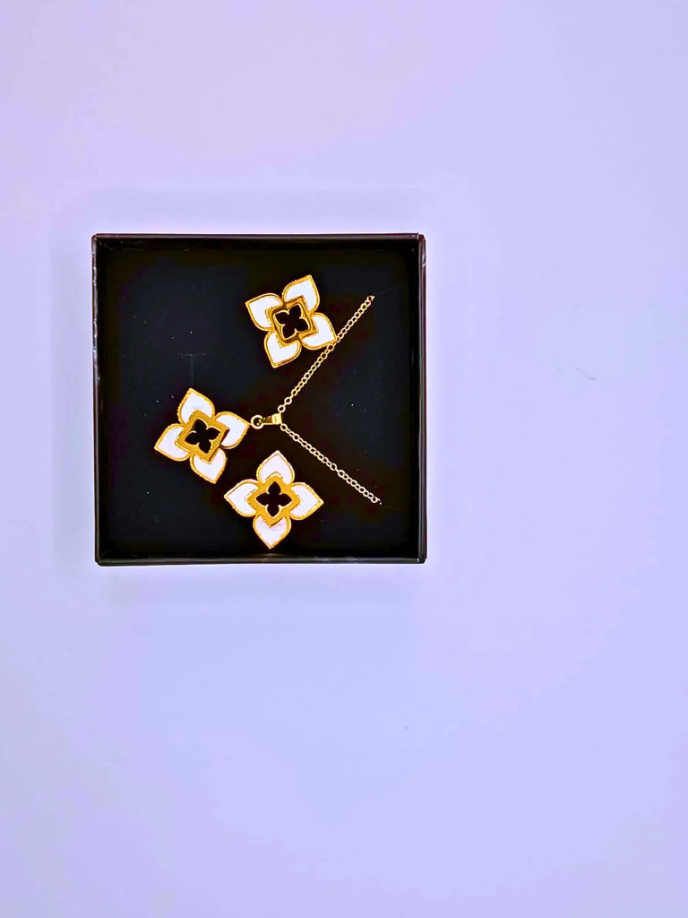 NEB0003,04 - Collar y Aretes Acero Titanio Flor Loto Epoxica Chapa Oro 10k Calenbi