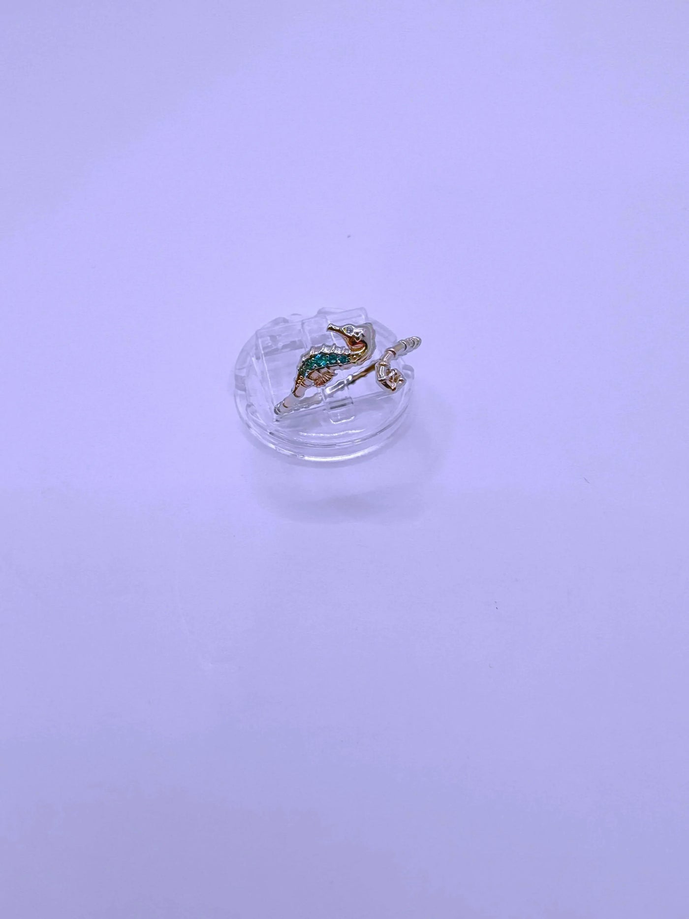Anillo S925 Ley "Caballito de Mar" Circonita Calenbi