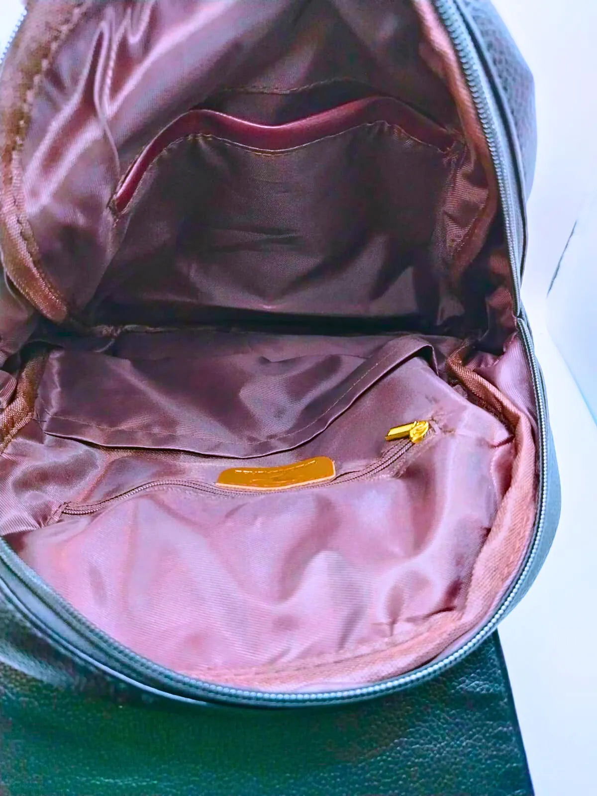 Mochila Pequeña Negra Kanguroo