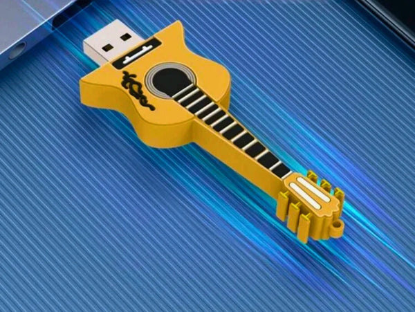 Memoria Usb  A  Externa Guitarra 32 Gb Reletech
