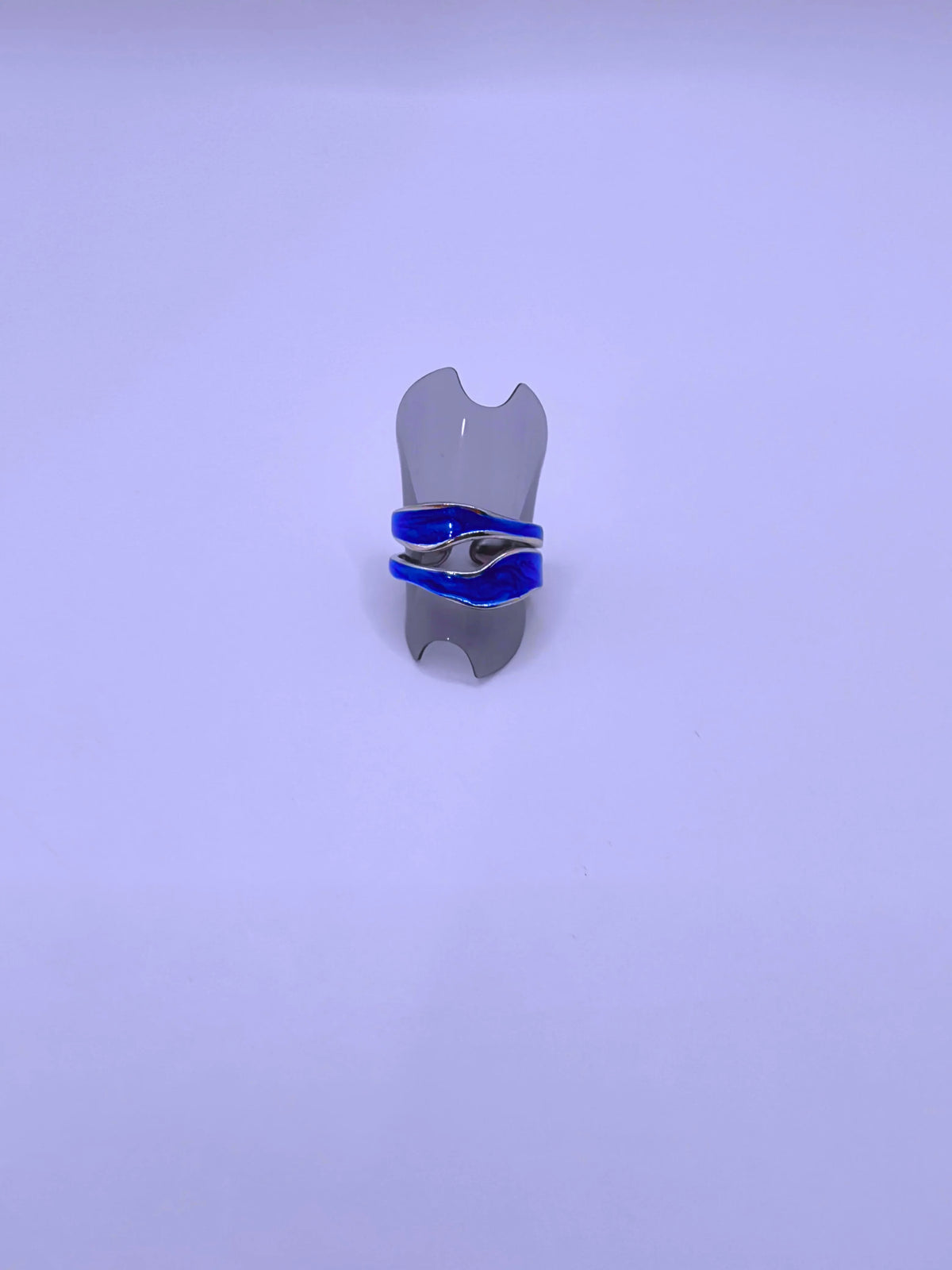 Anillo Acero Inoxidable Epoxica Negra Chapa Oro 10k Calenbi