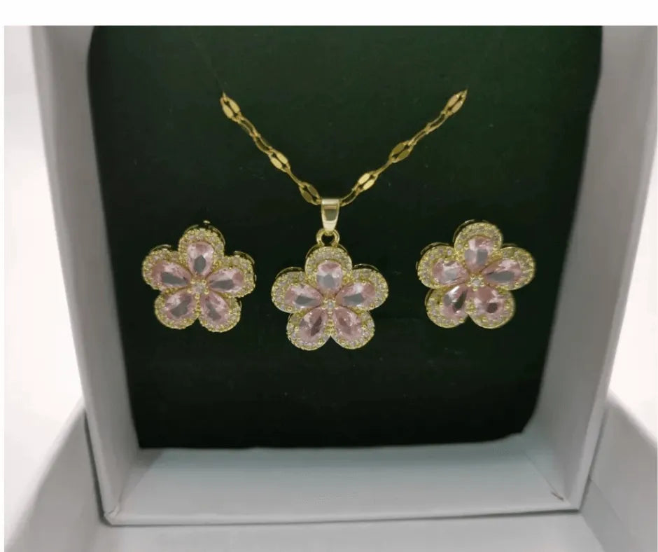 Collar y Aretes Acero Titanio Circonita Cubica Rosa Flor Calenbi