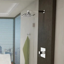 REGADERA PLATO KUBICA CROMO H-3006